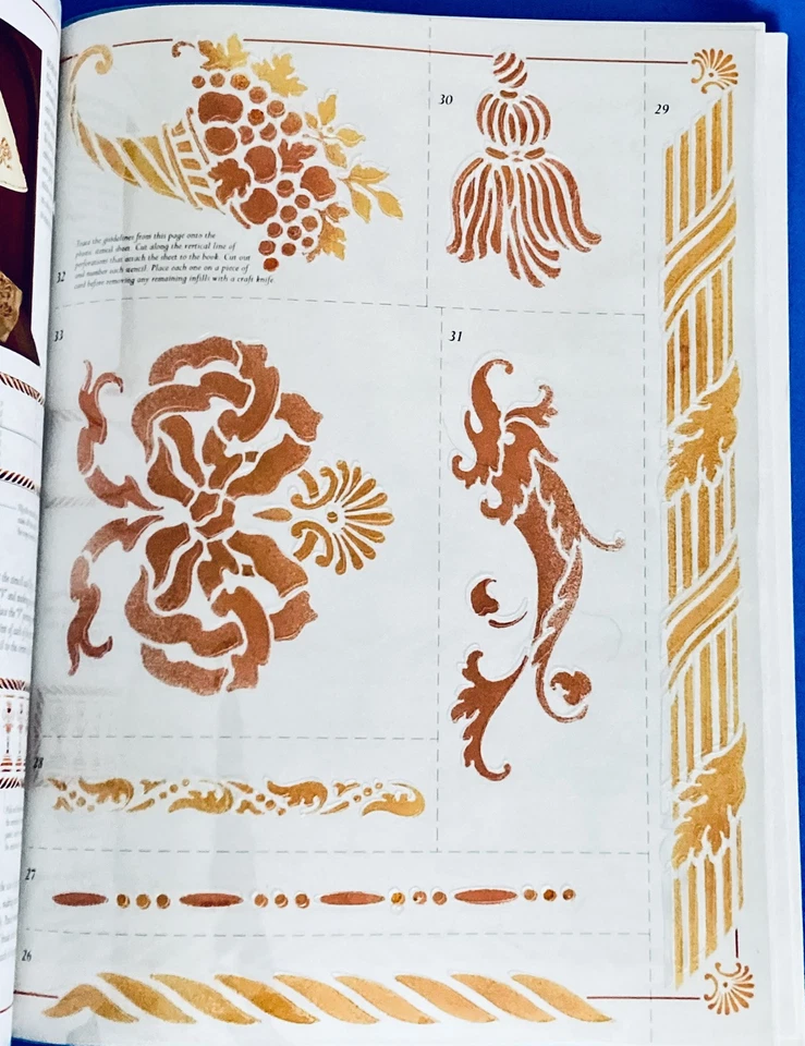 The Stencil Book 1994 contiene 30 plantillas listas para usar diseños clásicos Foto 3 de 4