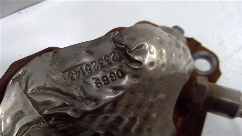 2017-2022 雪佛兰 COLORADO 左侧 3 路 3.6 L 排气管 884369360 — 第 3/4 张图片