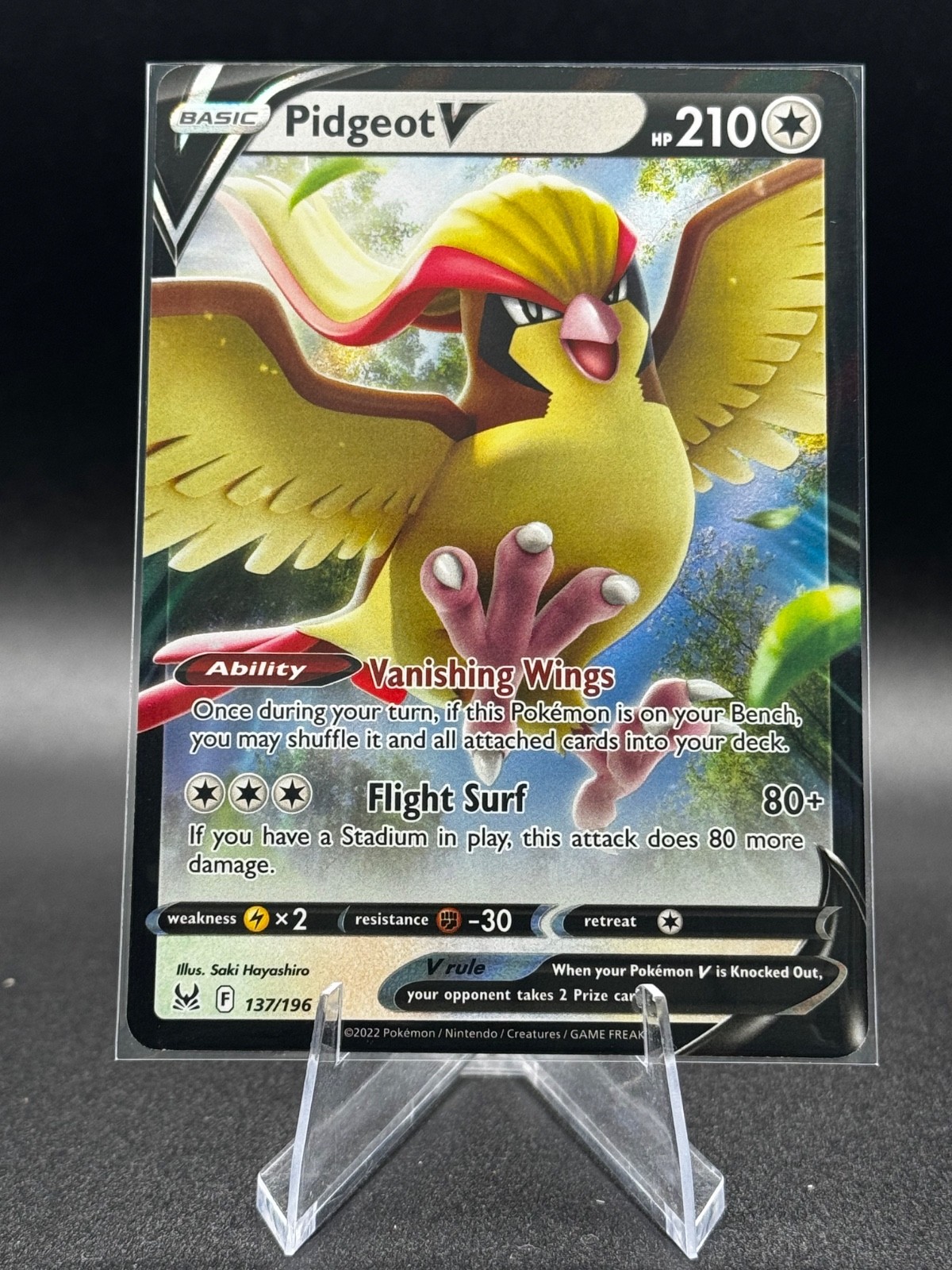 Pidgeot V 137/196 Swsh11: Lost Origin Holo Pokemon TCG