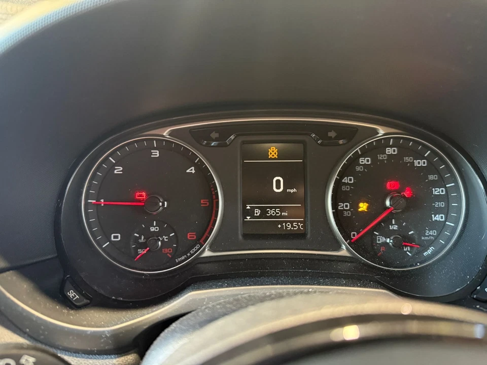 Audi A1 ECU Kit CAYC 1.6Diesel Speedo BCM SRS Control Module Ignition Switch 012 - Image 2 of 4