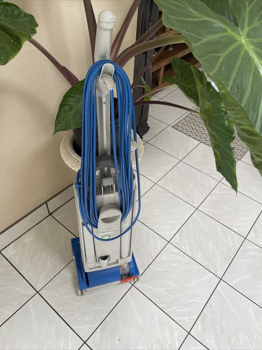 Windsor Sensor XP12 Commercial Upright Vacuum | USED | eBay