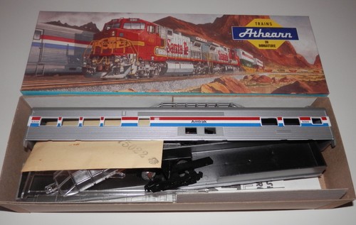 Kit de domo Athearn escala HO Amtrak III 9350 Streamline Vista #2152 | Zustand: Used