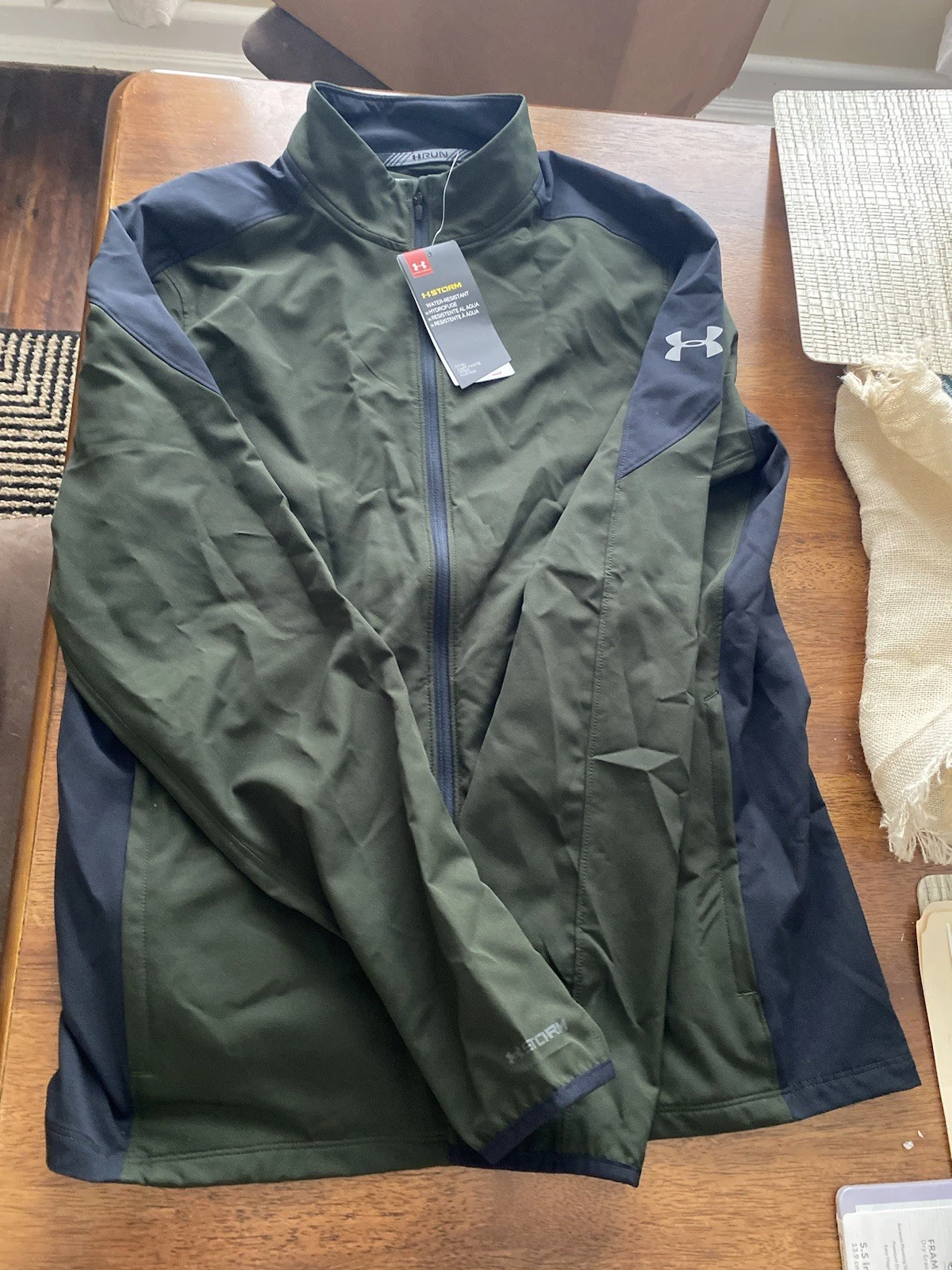 Under Armour Storm Heat Gear Water Resistant Jacket Green And Black Mens Med NWT