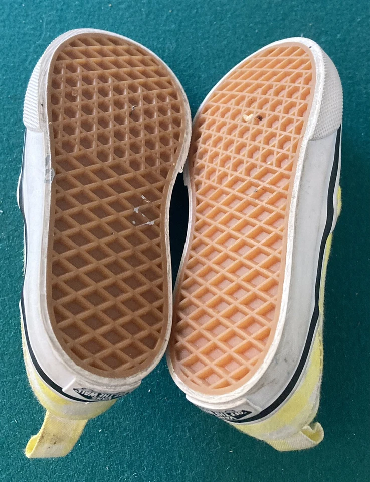 Sapatos infantis Vans tamanho 5.5 quadriculado amarelo e branco ótimo estado! - Imagem 4 de 4