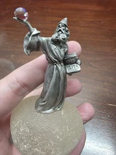 Fine Pewter Wizard with Magical Orb Crystal Ball USA Vintage 1987