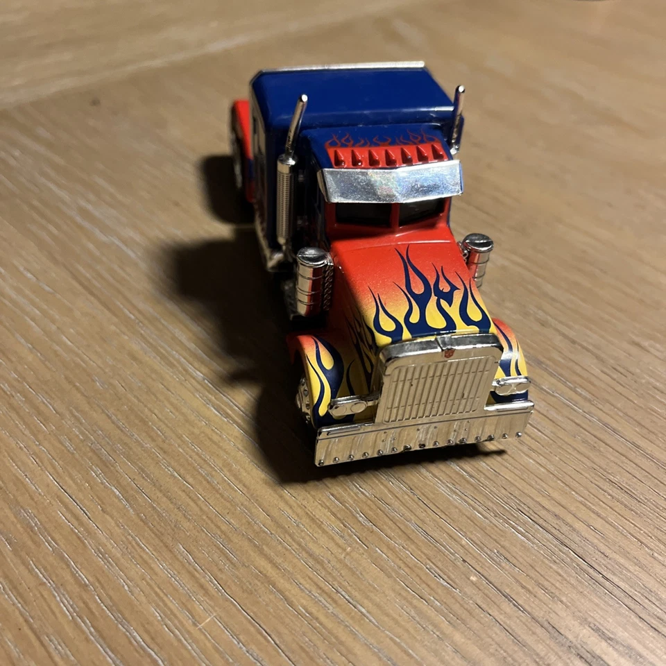 2018 Transformers Optimus Prime Action Figure - Image 2 of 4