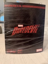 Mezco One  12 Collective Daredevil Netflix Marvel Action Figure In Box