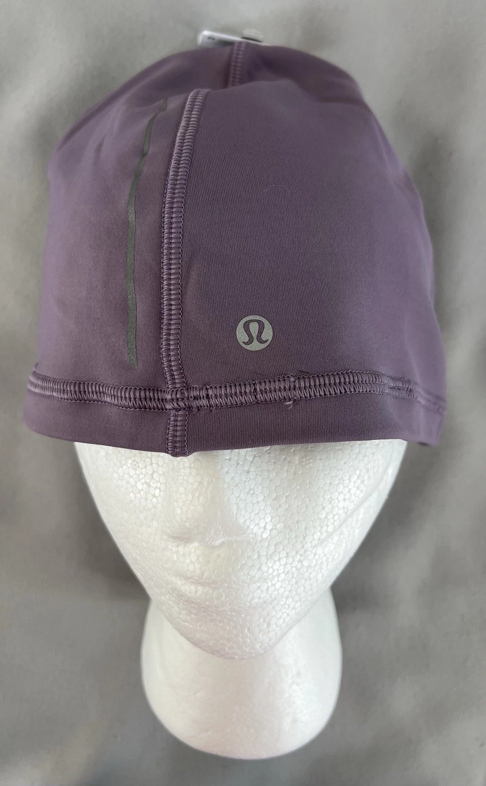 LULULEMON UNISEX FAST FREE FLEECE RUN BEANIE, Purple NWT, S/M,