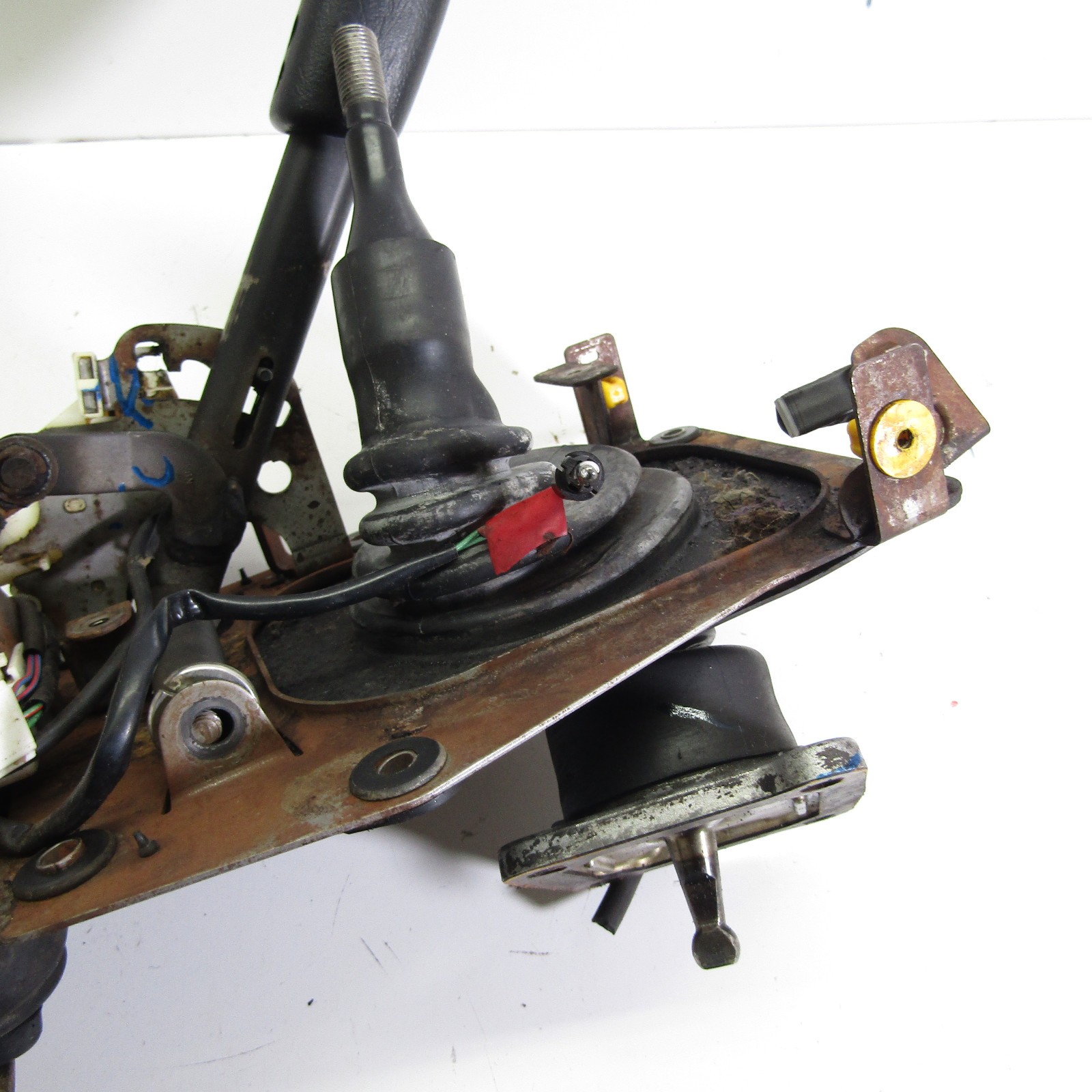 1996-2002 Toyota 4Runner Automatic Transmission Gear Shifter Selector 4WD OEM