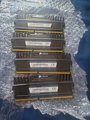 Corsair CMZ16GX3M4A1600C9 (16GB, PC3-12800 (DDR3-1600), DDR3 SDRAM, 1600 Mhz,...