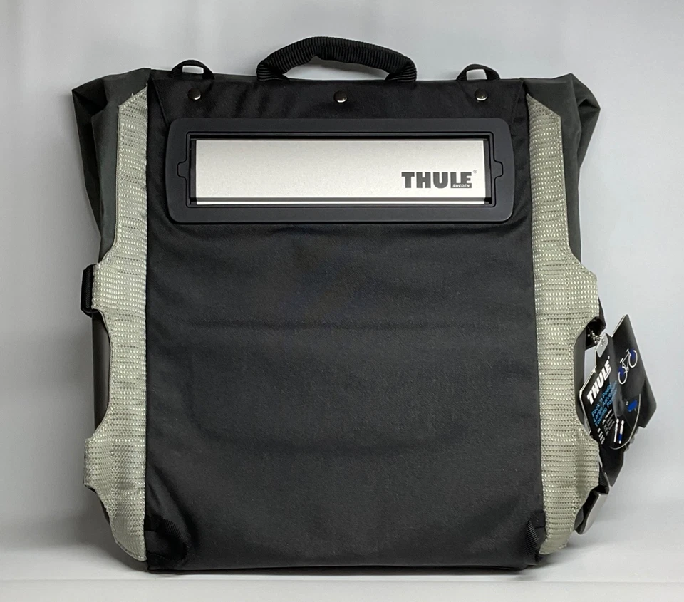 NUEVO CON ETIQUETAS ALFORJA THULE Pack N Pedal Grande Adventure Touring 26L Negra instrucciones Foto 2 de 4