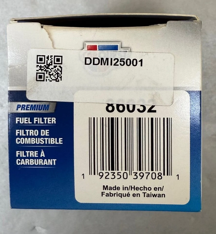 Carquest Premium 5/16" Inlet-Outlet Metal In-Line Fuel Filter 86032 - Image 2 of 4