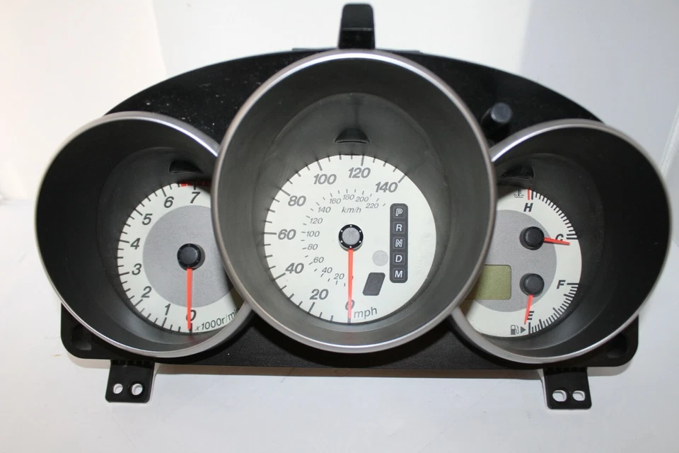 Cuadro de instrumentos velocímetro medidor de panel 07 08 09 Mazda 3 73.963 millas Foto 2 de 4