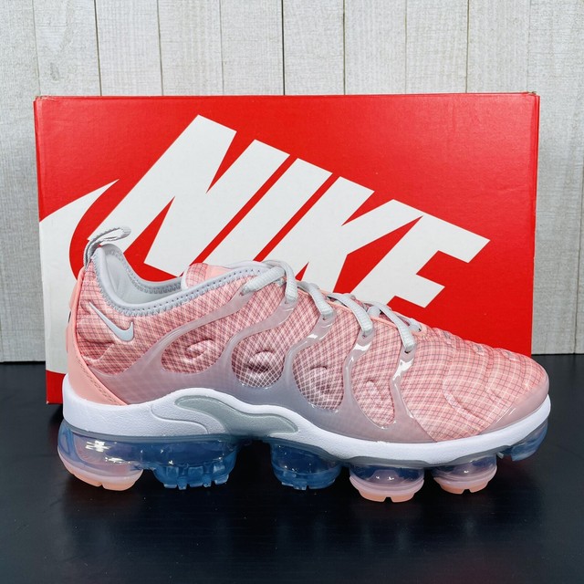coral vapormax flyknit