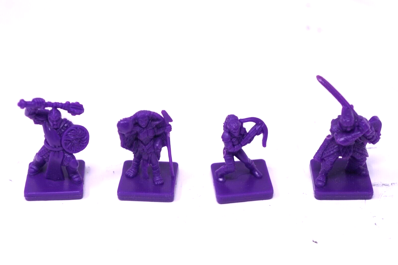 Dungeons & Dragons Fantasy Adventure 4 Models Heroes Cleric Rouge Wizard Fighter