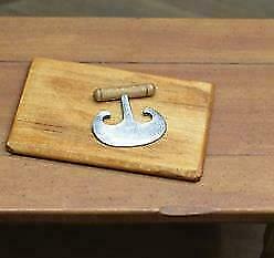 tom thumb dollhouse miniatures