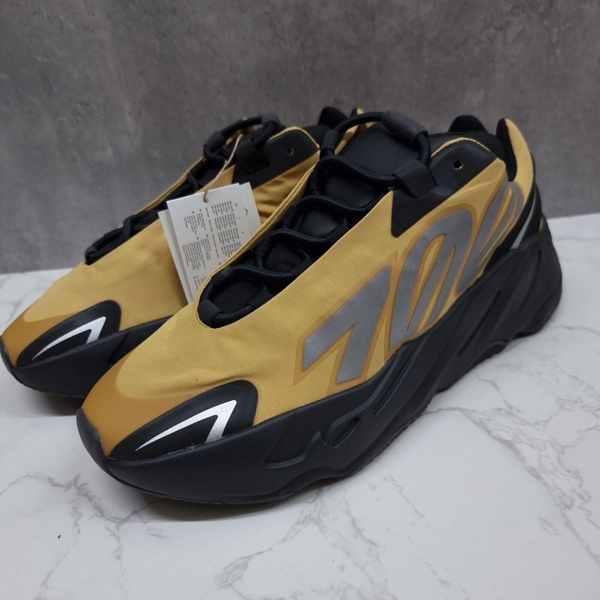Adidas Yeezy Boost 700 MNVN 