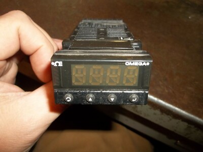 OMEGA CNI3254 TEMPERATURE & PROCESS CONTROL MONITOR (372-3)
