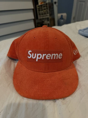 Chapeau Supreme Corduroy Box Logo New Era