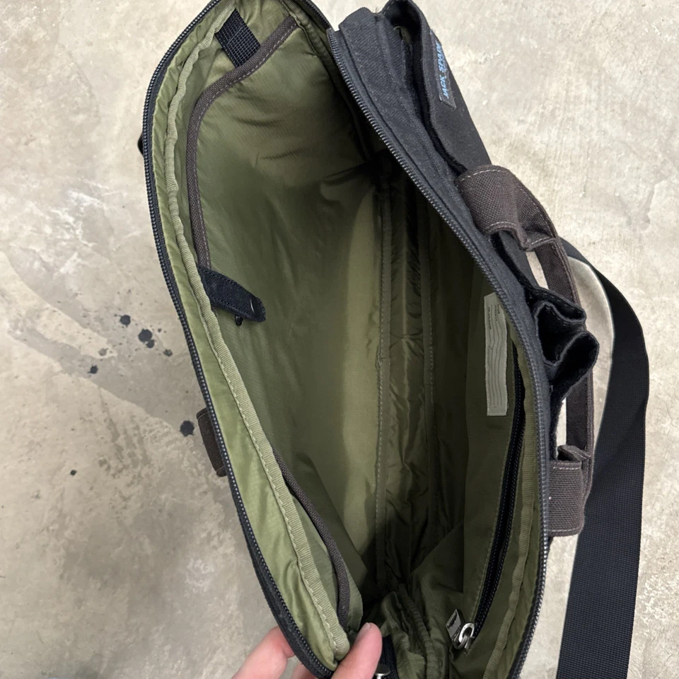 Bolso de viaje Jack Spade negro para computadora portátil/mensajero con correa para el hombro desmontable negro Foto 4 de 4