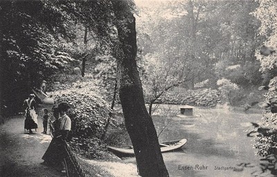 785123) Postcard City Garden Essen 