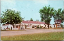 Vintage MADISON, Wisconsin Postcard FAIRVIEW MOTEL Highway 30 / 1966 Cancel