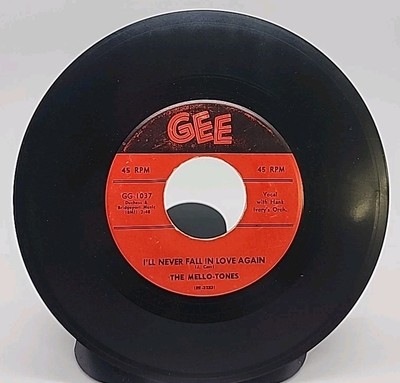 The Mello - Tones Rosie Lee / I'll Never Fall in Love Again 1957 45rpm