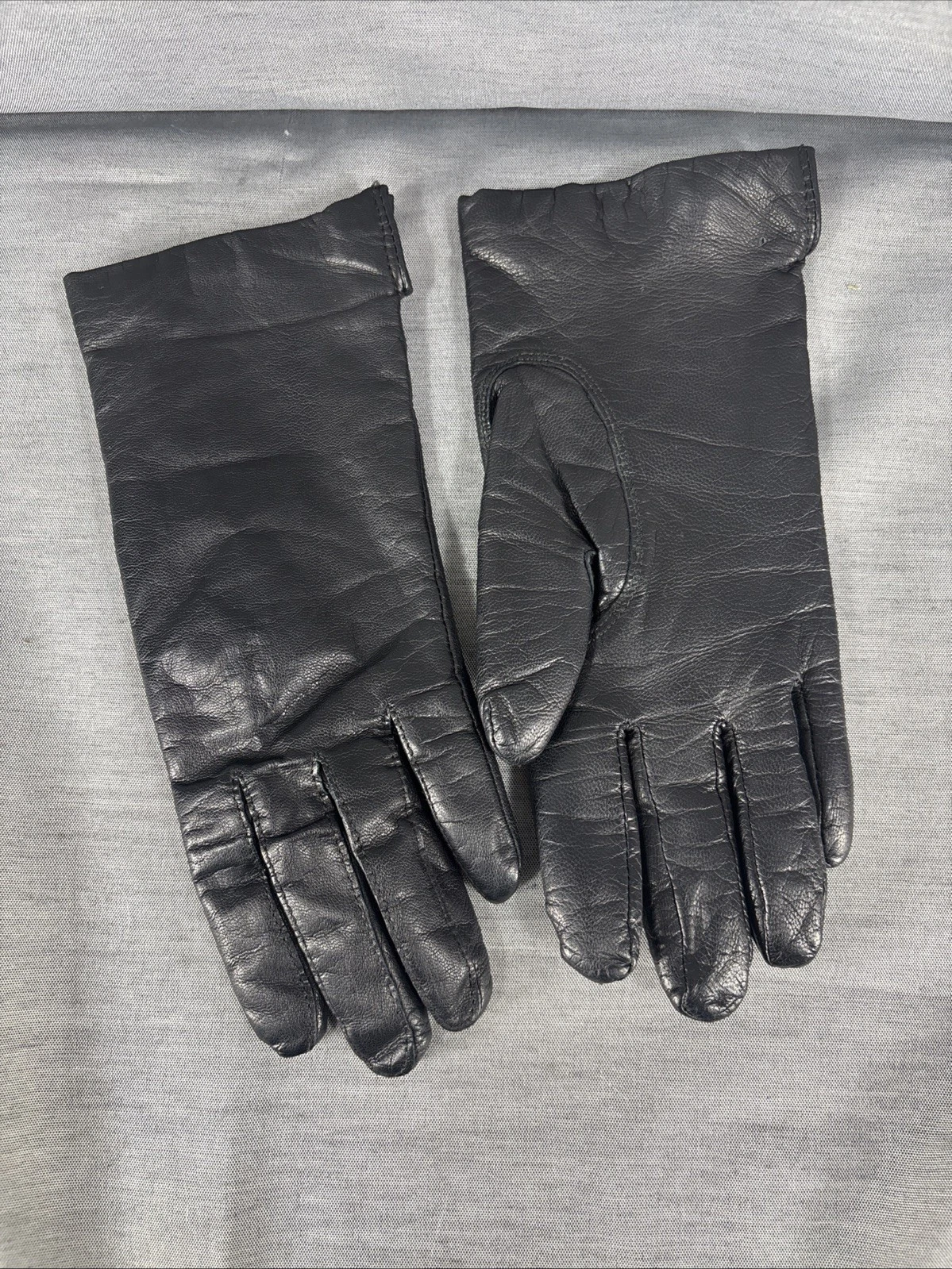 EDDIE BAUER Ladies Black Winter Gloves Leather/100% cashmere Lining 6 1/2