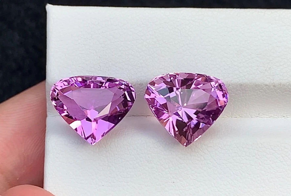 Натуральный розовый грушевидный драгоценный камень кунцит 15,60 карата россыпью из Афганистана - Изображение 2 из 4