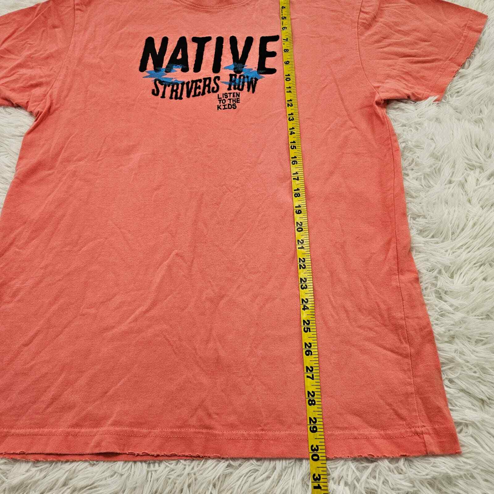 FILA T shirt uomo girocollo manica corta grafica davanti Strivers Row. Taglia M