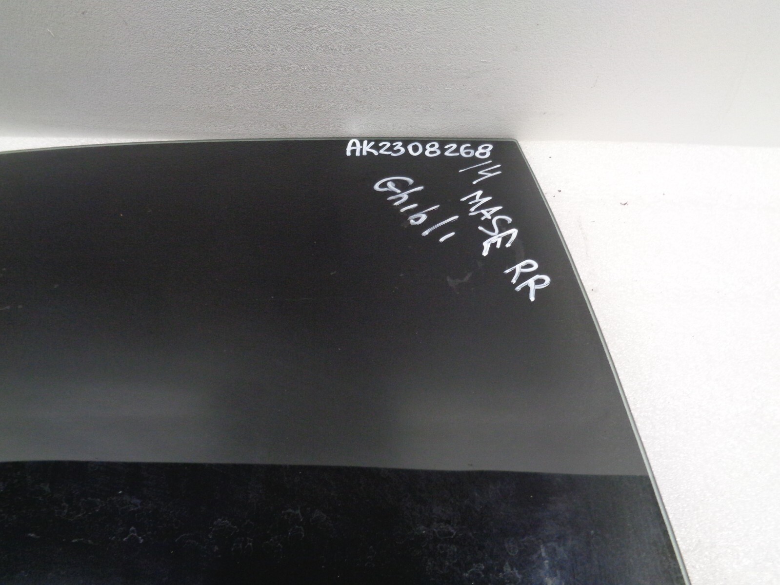 2014-2017 Maserati Ghibli Rear Right Side Door Window Glass Tinted OEM AK2308268