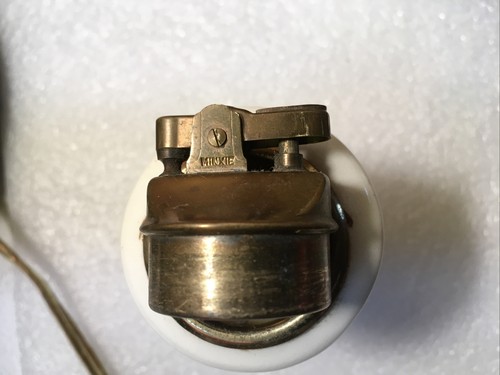 Vintage MINXIE Fluid CIGARETTE LIGHTER Ceramic, Brass Table Desk Top, signed. - Picture 10 of 11