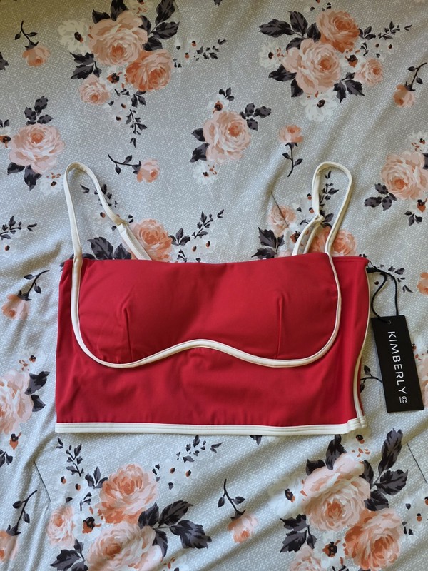 Kimberly Red crop top with built and bra. Size L