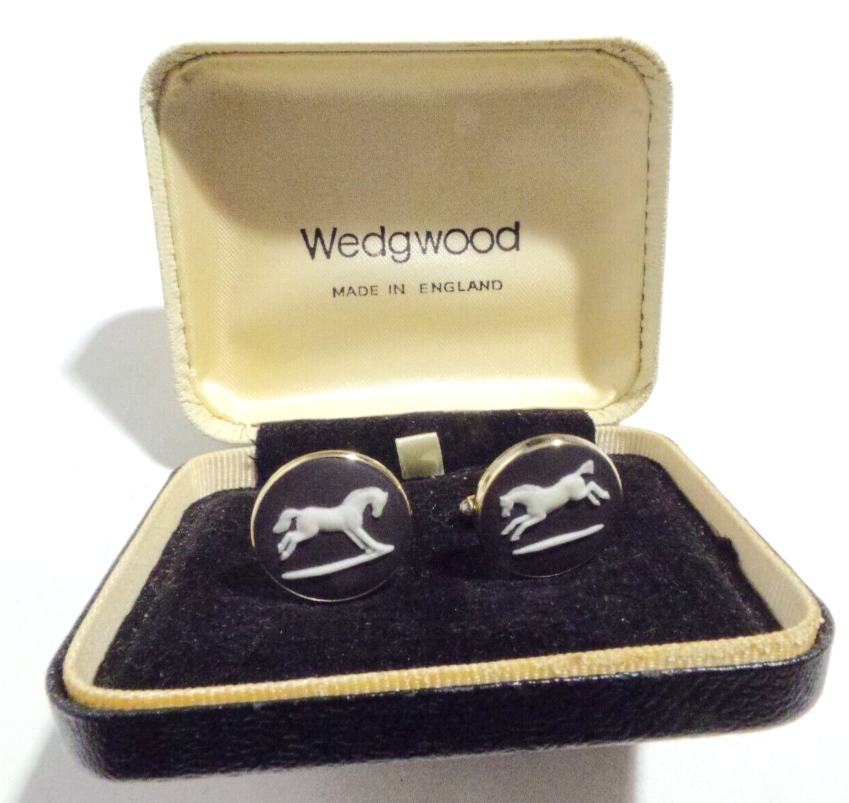 SET OF FABULOUS VINTAGE WEDGWOOD CUFFLINKS 19.5 mm MARKED SILVER FAW