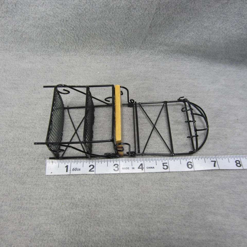 Estante de panadería o soporte para plantas de metal tamaño casa de muñecas miniatura con bloque de carniceros Foto 2 de 4