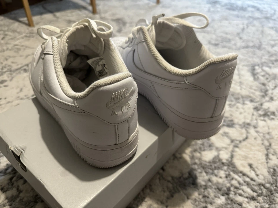 Size 8 - Nike Air Force 1 White, photo 4 of 5