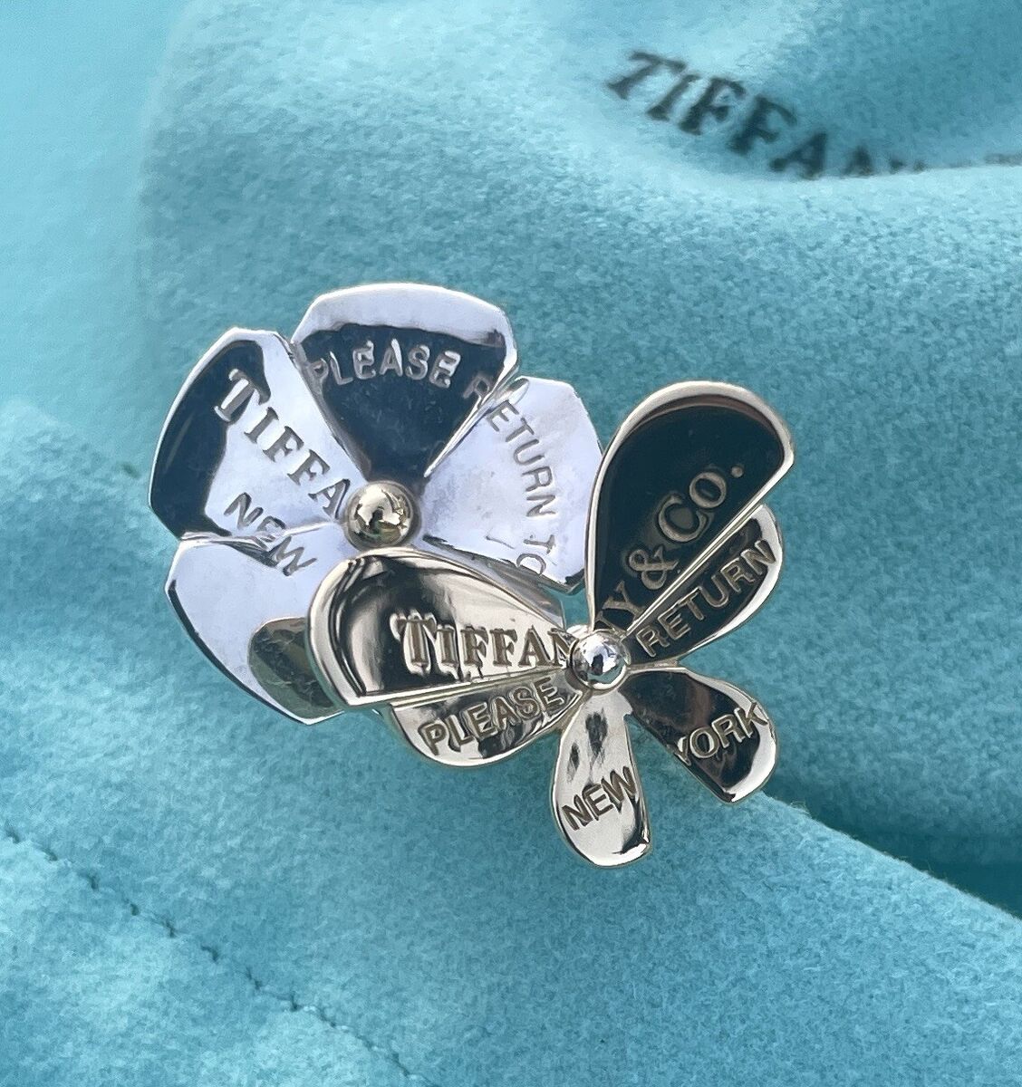 TIFFANY Co. Return T&Co 18k Gold & Silver Love Bug Butterfly TIFFANY Co. Return T&Co 18k Gold & Silver Love Bug Butterfly