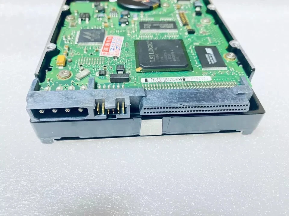 Seagate Cheetah 15K.4 146GB Internal 15000RPM 3.5" (ST3146854LW) 68PIN U320 HDD - Image 3 of 4