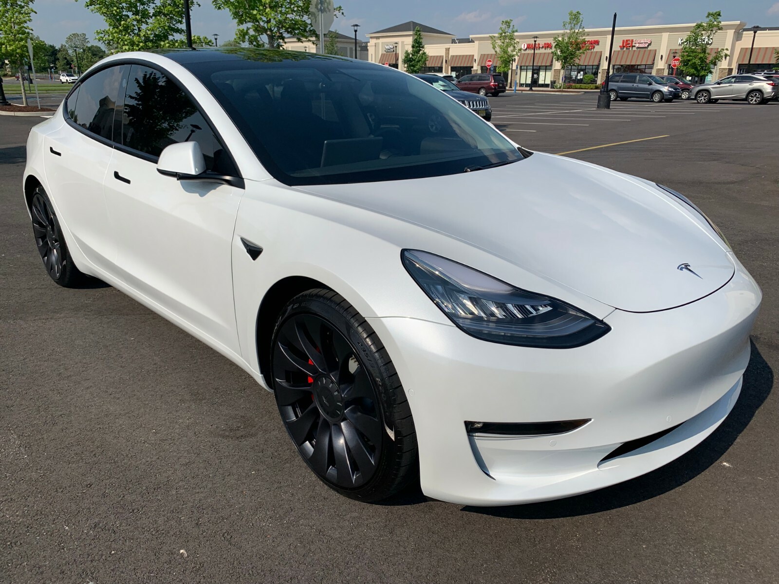 Tesla model 3 2021