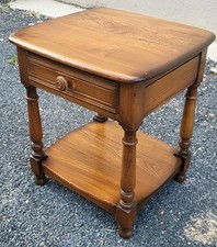 Attractive Ercol Elm Golden Dawn Lamp Side Table With Drawer