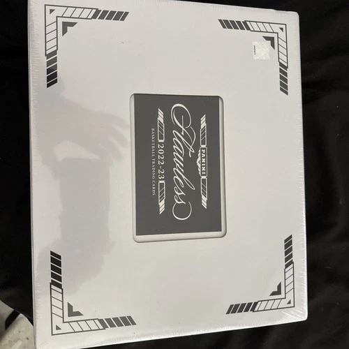 2022-23 Panini Flawless Basketball Hobby  Box
