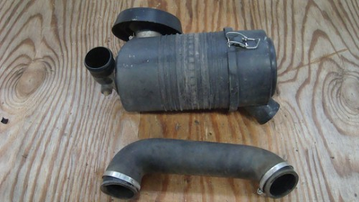 #ad Briggs and Stratton engine 809670 air cleaner housing used $93.75