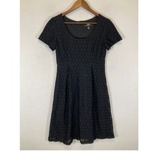 Classic Romantic B. Moss Women 6 Black Lace Fit and Flare Scoop Neck Dress