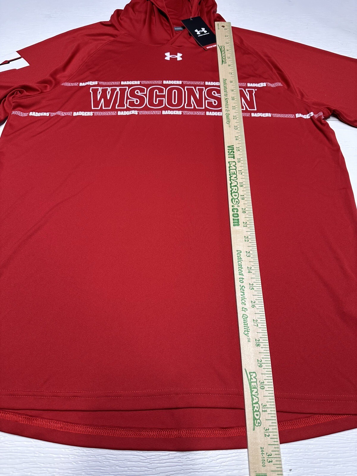 NWT Under Armour Wisconsin Badgers NCAA Red Short Sleeve Loose Hoodie Size XXL thumbnail 4