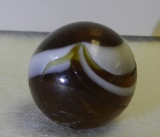 18836m Vintage Yasuda Glass Transition Transitional Marble .66 Inches NM