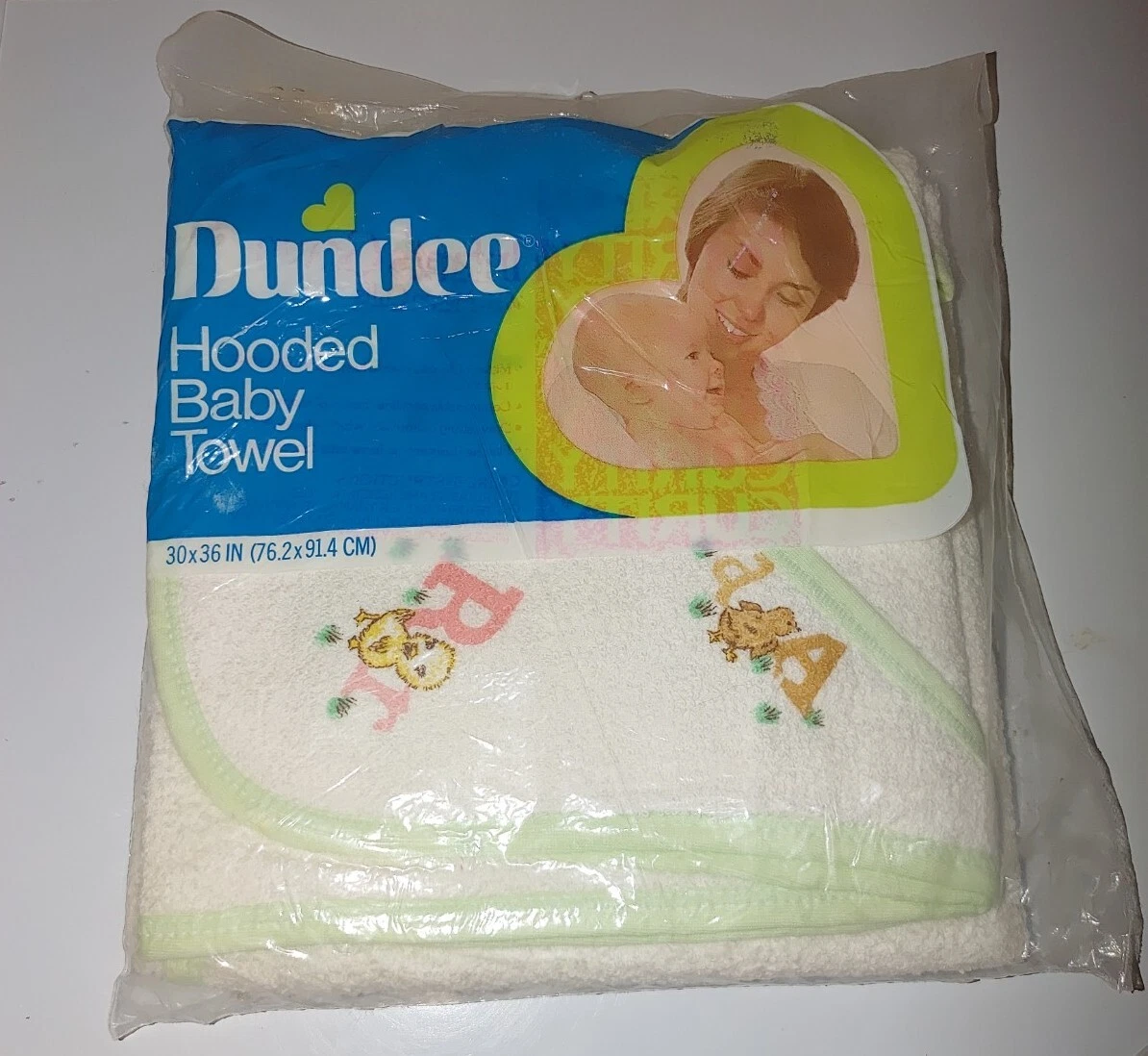 Vintage Dundee Hooded Baby Towel 30" x 36" USA Made Terrycloth Chick ABCs