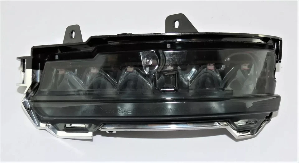 Land Rover Discovery Sport L550 (15- 25) lente indicatore LED lato sinistro 2191.6251 - Immagine 3 di 4