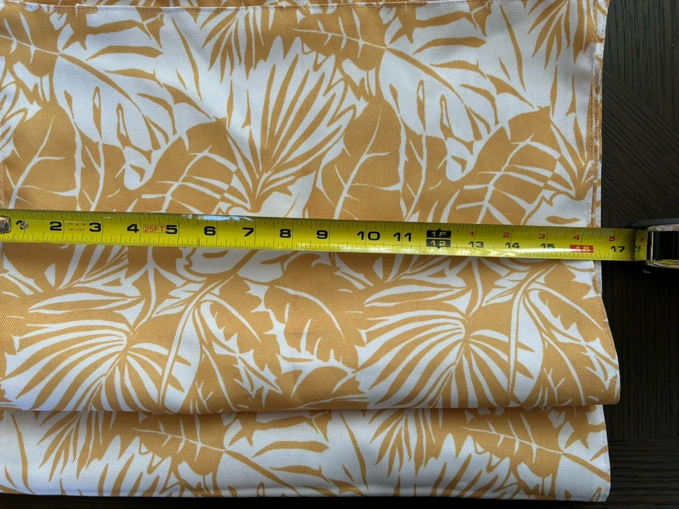 Corredor de mesa Tommy Bahama reversible 80" X 16” oro amarillo y hojas de palma blancas Foto 2 de 4