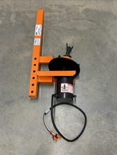 Saltdogg Tailgate Hitch Salt Spreader 4.4cu Ft Model Tgsuvproa - New Damaged