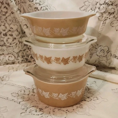 VTG 60s PYREX Sandalwood Ivy Small Casserole Bowls with 2 Lids, 3-Piece Set